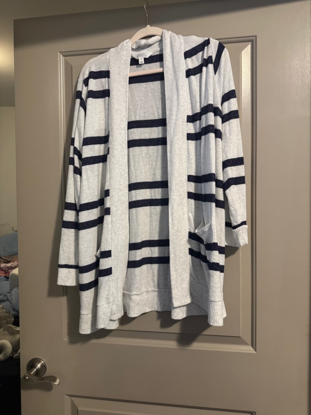 Market & Spruce Light Gray and Navy Striped Open Cardigan